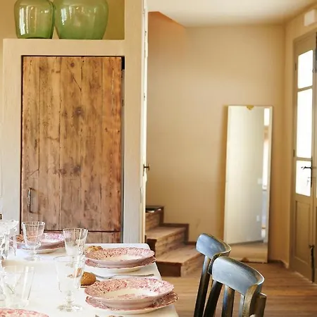 Sulla Holiday home Tremp